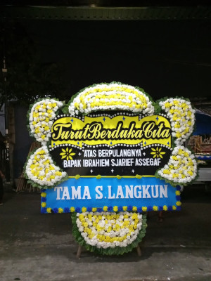 Papan Bunga Duka di Gunungpuyuh